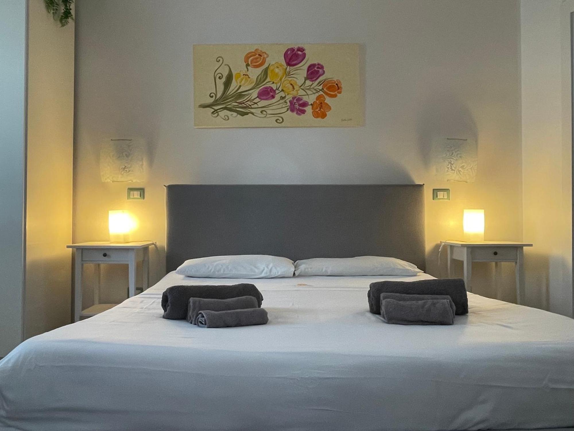 Il Giardino Di Flora Con Piscina Hotel Lecce Luaran gambar